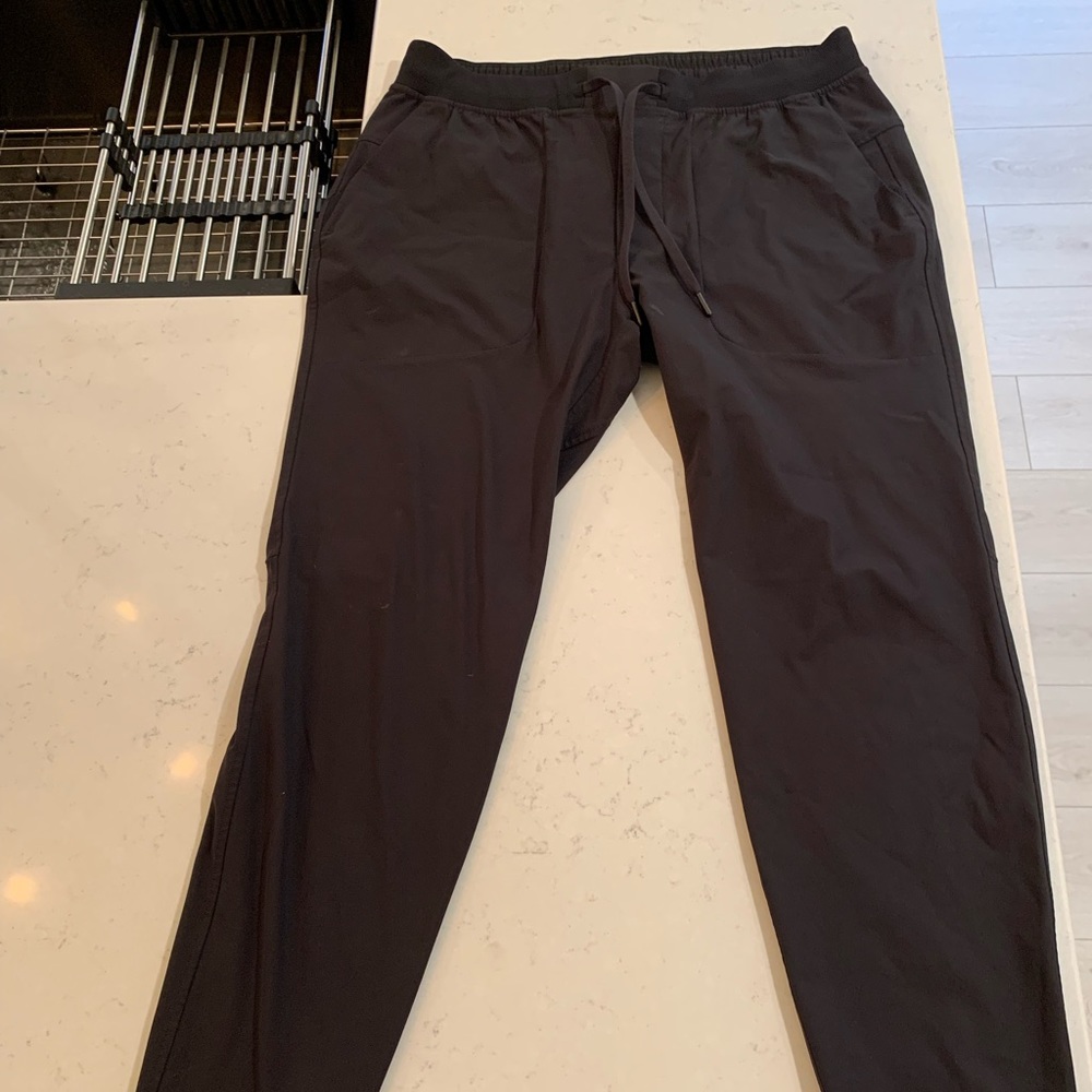 ABC skinny jogger black